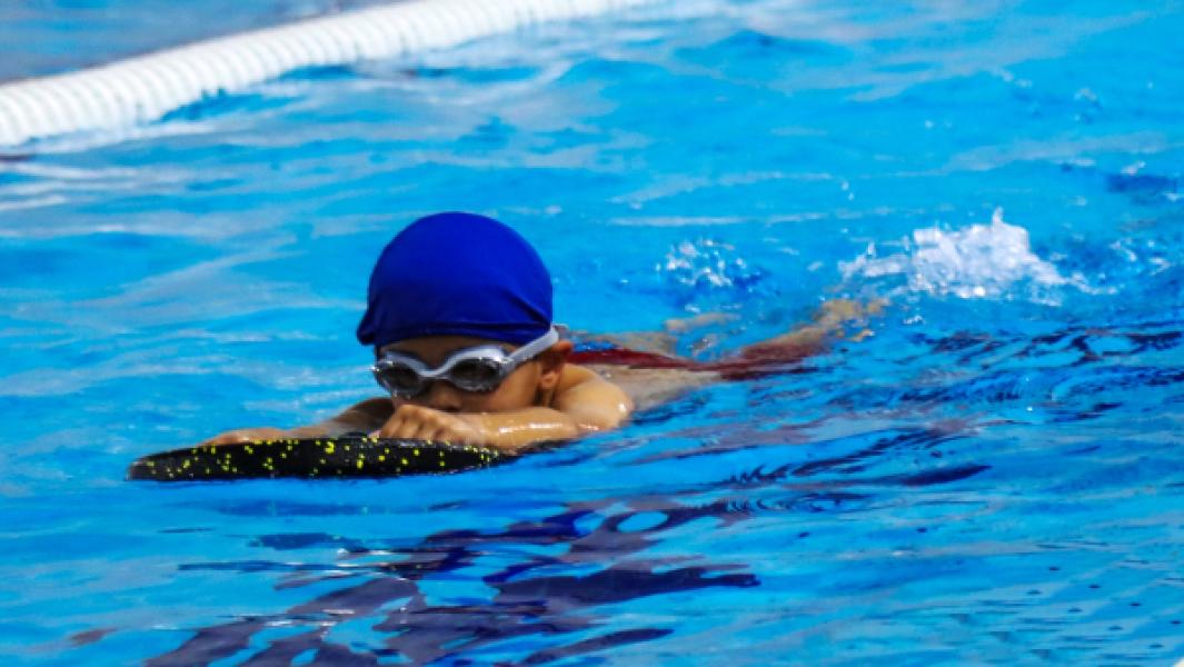 Beykoz’da Çocuklar Yüzerek Büyüsün, Sporla Güçlensin