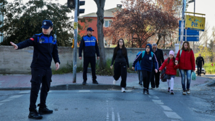 Beykoz’da Okul Önlerinde Denetimler Arttırıldı