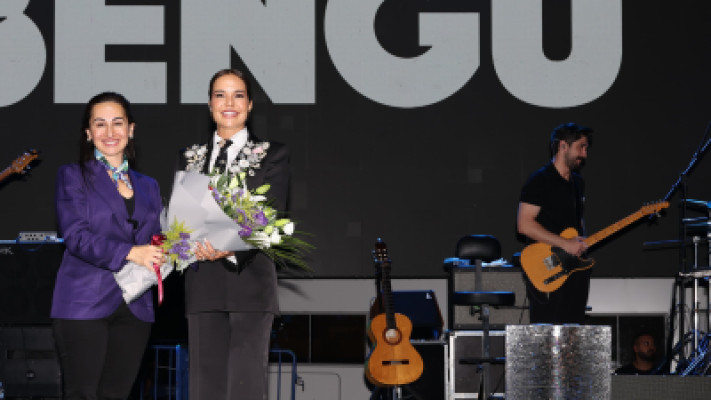 Beykoz’da 30 Ağustos Zafer Bayramı Coşkusu Bengü Konseriyle Zirveye Ulaştı